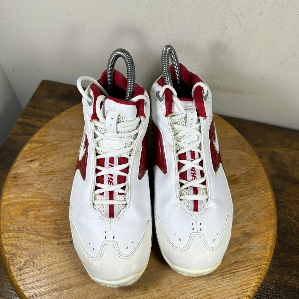 Nike Vintage 2004 White Red Athletic Sneakers 308648-111 Womens 7